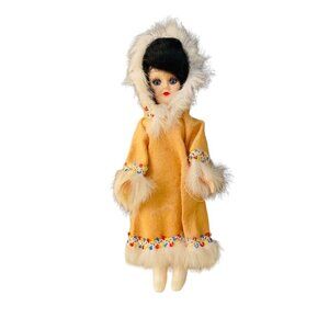 1960s ARCO Miss Alaska Eskimo  Dolls of the World Set Sleep Awake Eyes 8"
